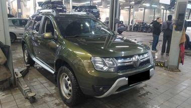 Renault Duster 2020 года, 110 000 км - вид 2