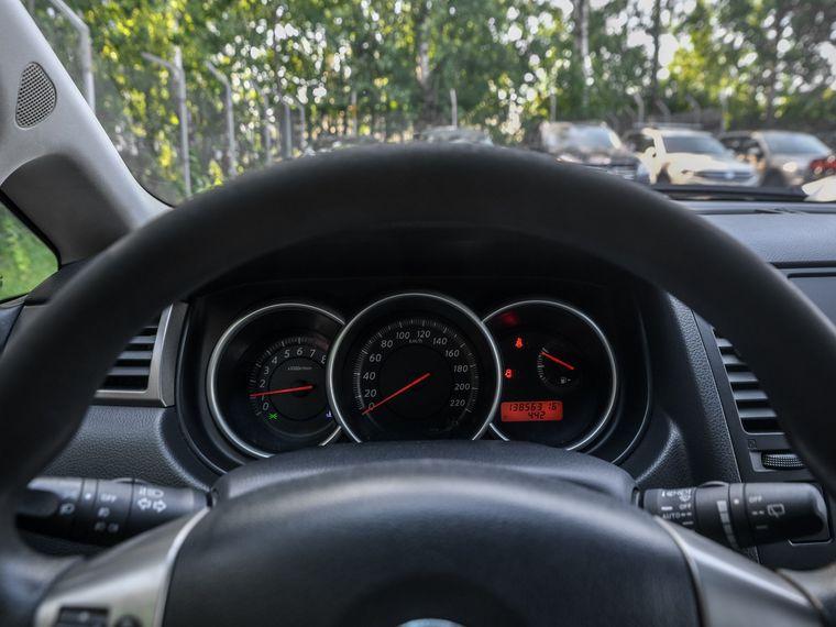 Nissan Tiida,  - вид 4