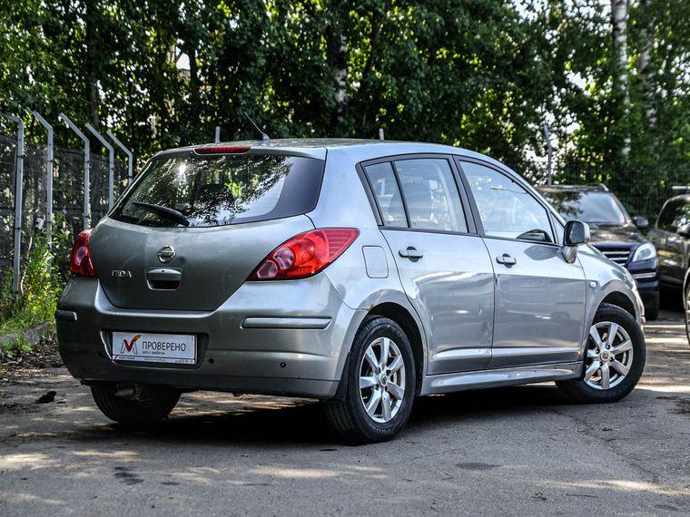 Nissan Tiida,  - вид 1