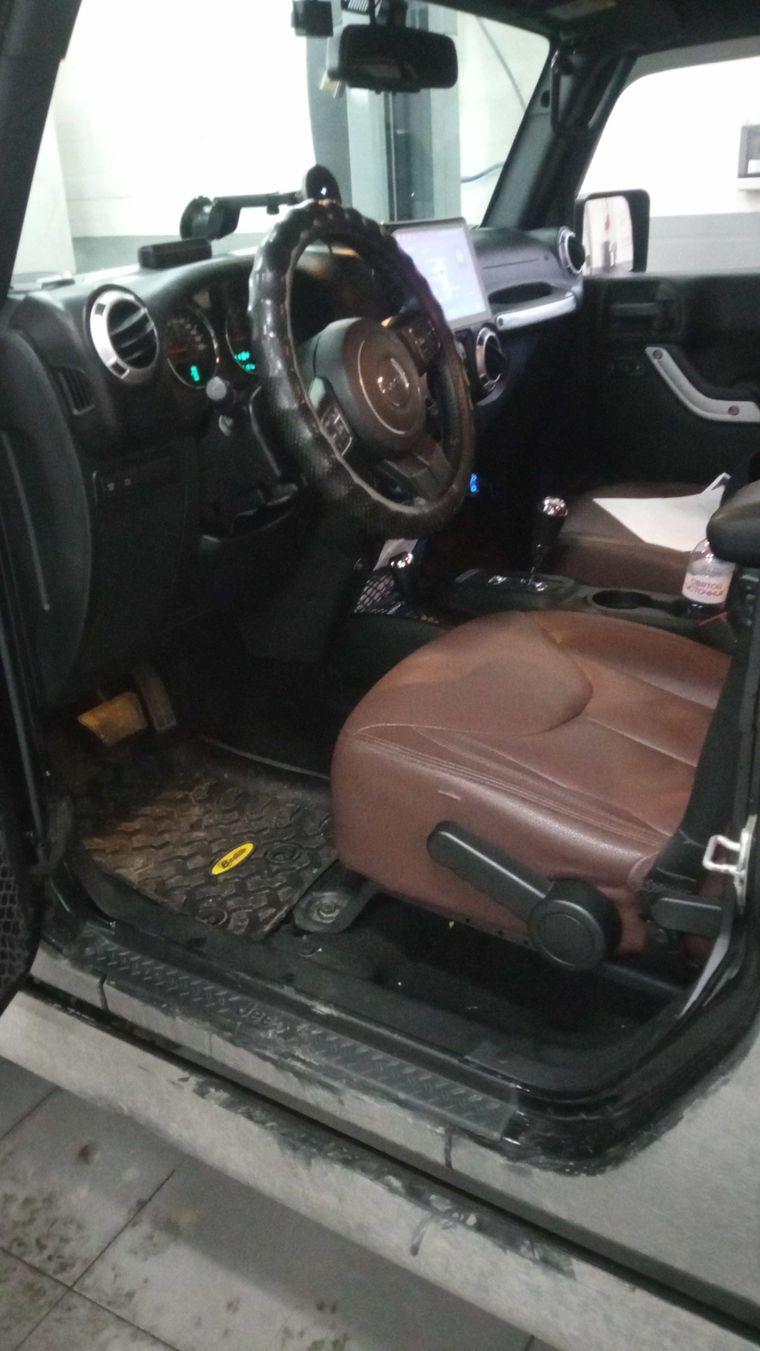 Jeep Wrangler,  - вид 4