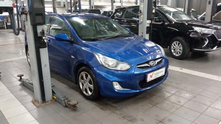 Hyundai Solaris 2011 года, 121 189 км - вид 2