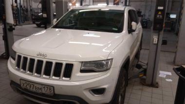 Jeep Grand Cherokee 2014 года, 131 074 км - вид 1