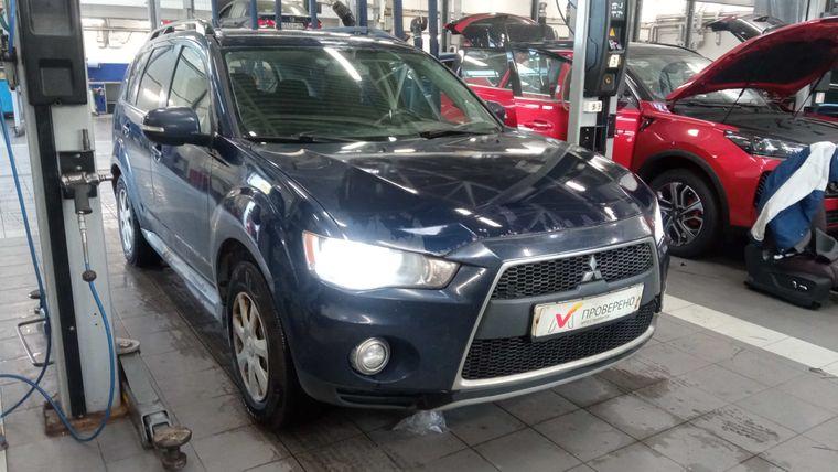 Mitsubishi Outlander, 2011