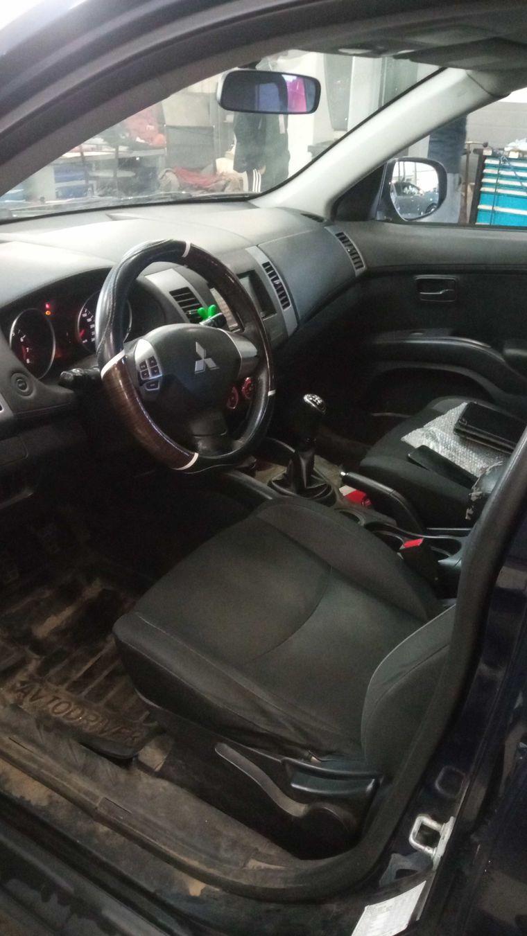 Mitsubishi Outlander, 2011 - вид 4