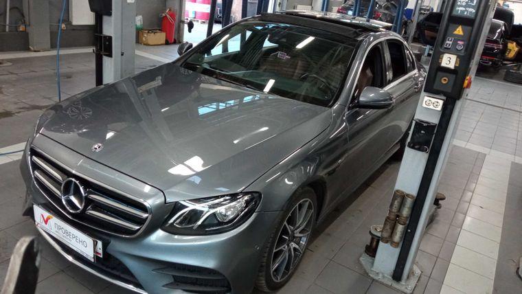 Mercedes-Benz E-класс 2019 года, 120 433 км - вид 1