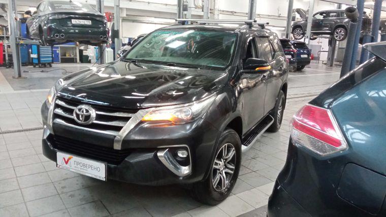 Toyota Fortuner 2018 года, 193 237 км - вид 1