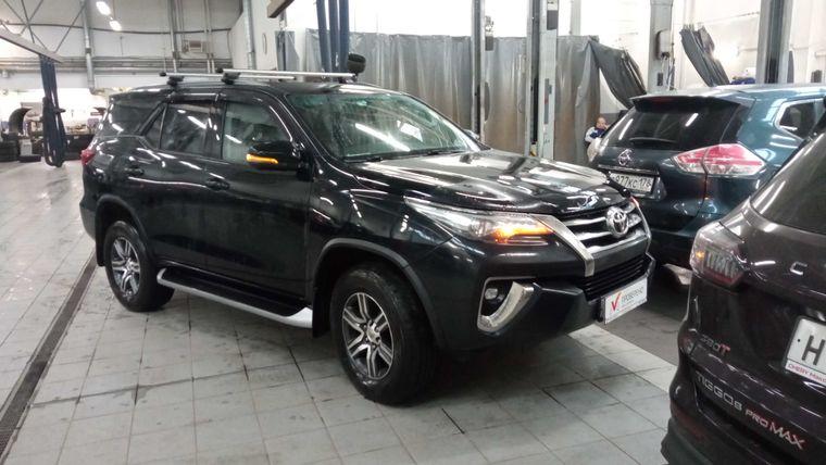 Toyota Fortuner 2018 года, 193 237 км - вид 2