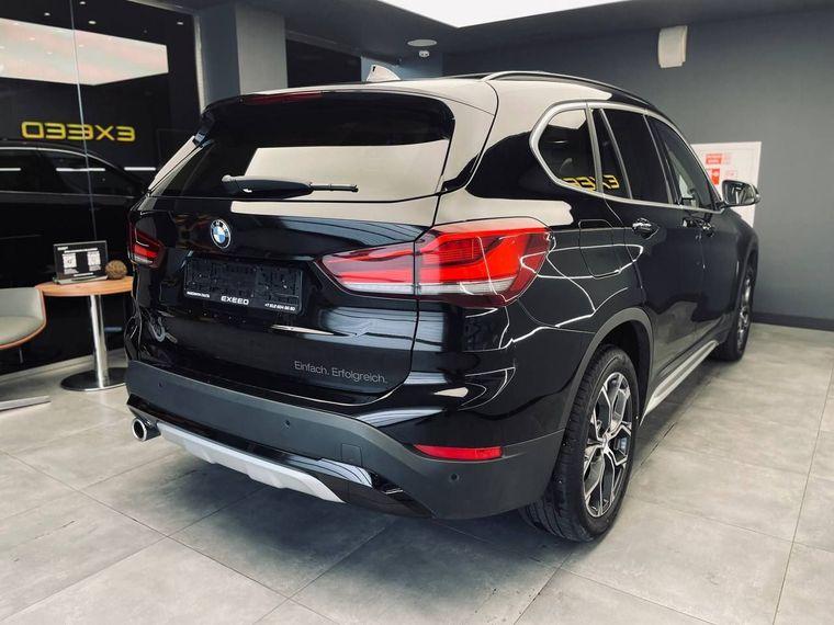 BMW X1, 2021 - вид 3