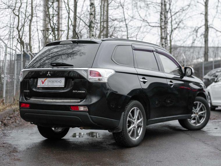 Mitsubishi Outlander,  - вид 1