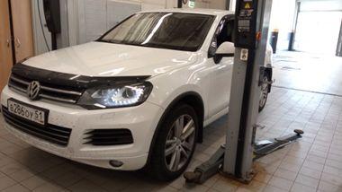 Volkswagen Touareg 2012 года, 289 000 км - вид 1