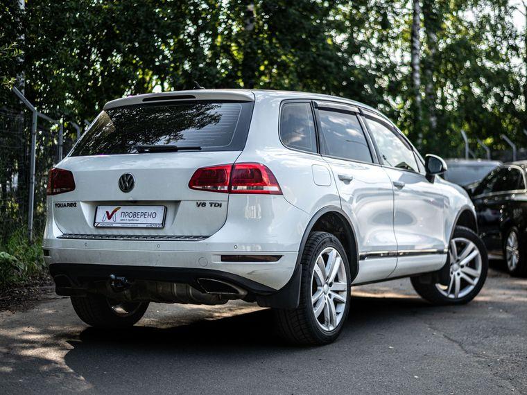Volkswagen Touareg,  - вид 1