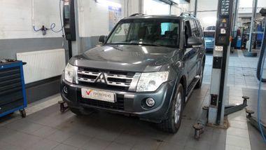 Mitsubishi Pajero 2012 года, 223 381 км - вид 1