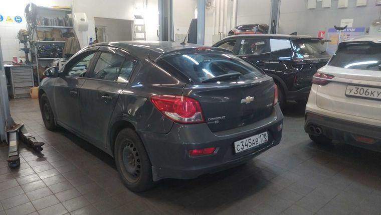 Chevrolet Cruze,  - вид 2