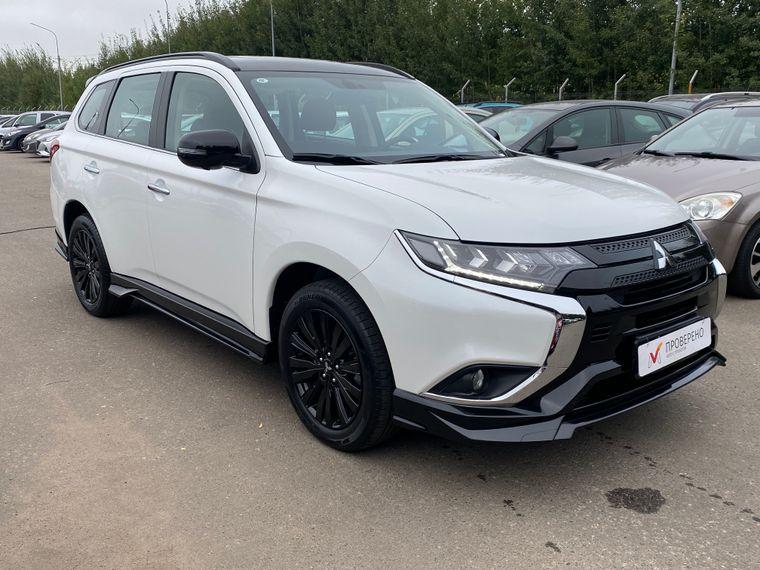 Mitsubishi Outlander, 2022 - вид 2