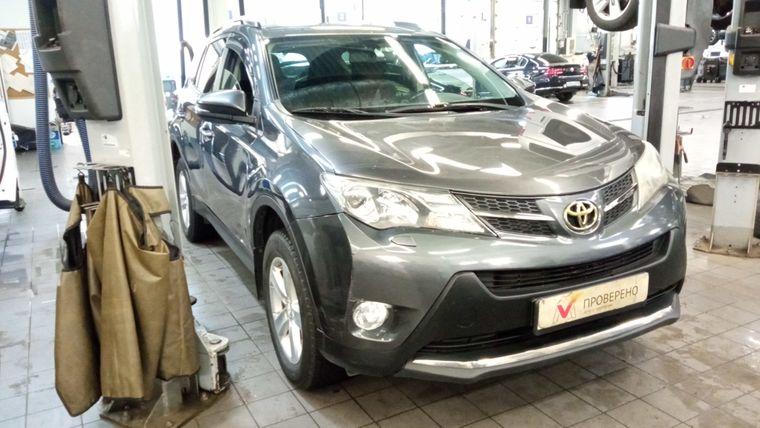 Toyota RAV4 2013 года, 107 134 км - вид 2