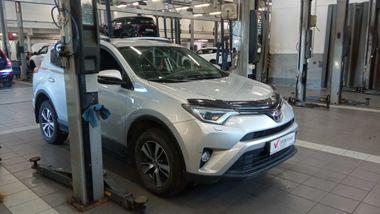Toyota RAV4 2018 года, 196 951 км - вид 2