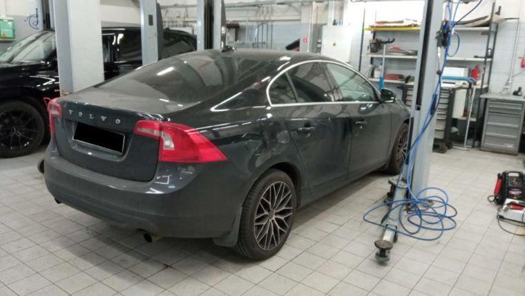 Volvo S60,  - вид 2