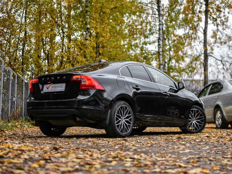 Volvo S60,  - вид 1
