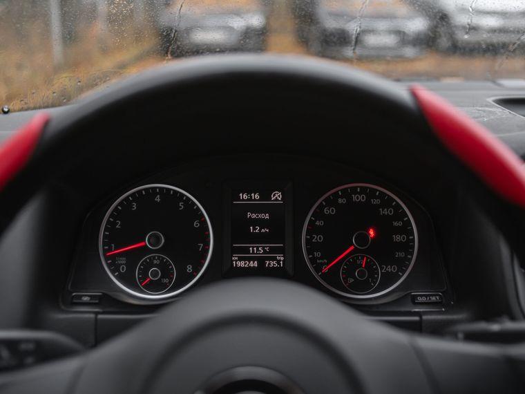 Volkswagen Tiguan,  - вид 4