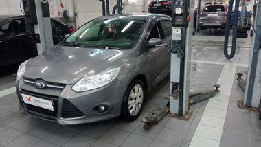 Ford Focus 2012 года, 175 679 км - вид 1