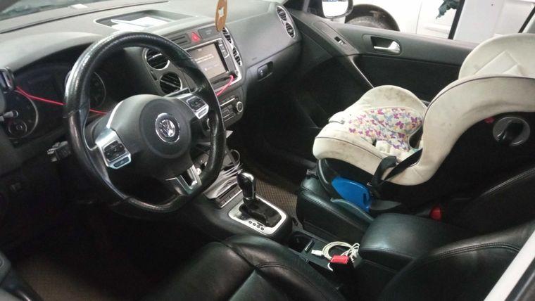 Volkswagen Tiguan,  - вид 4