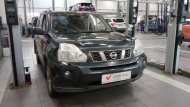 Nissan X-Trail 2010 года, 260 145 км - вид 2