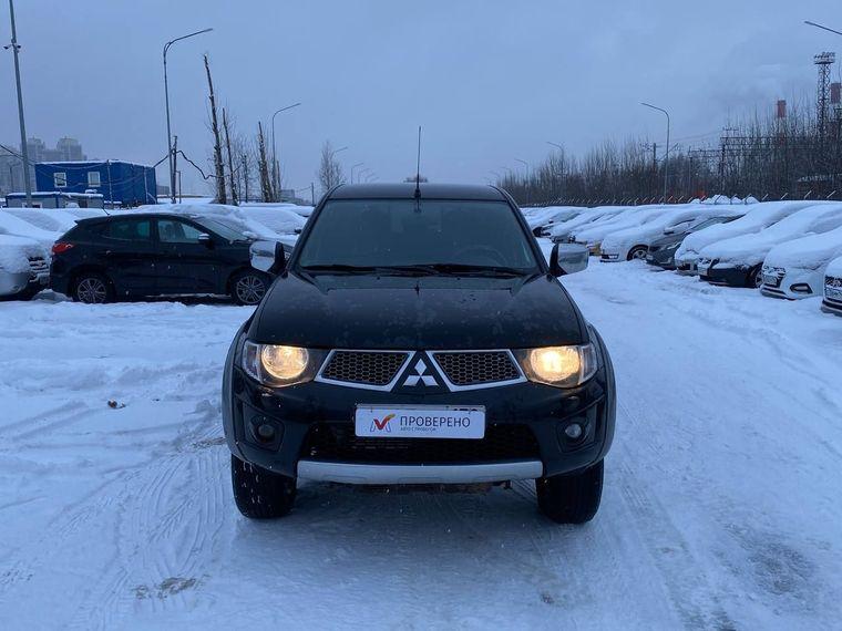 Mitsubishi L200 2012 года, 197 711 км - вид 2