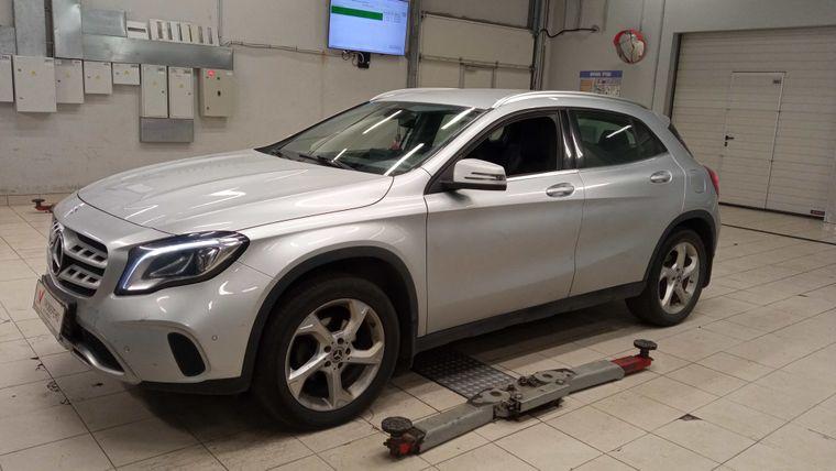 Mercedes-Benz GLA-класс, 
