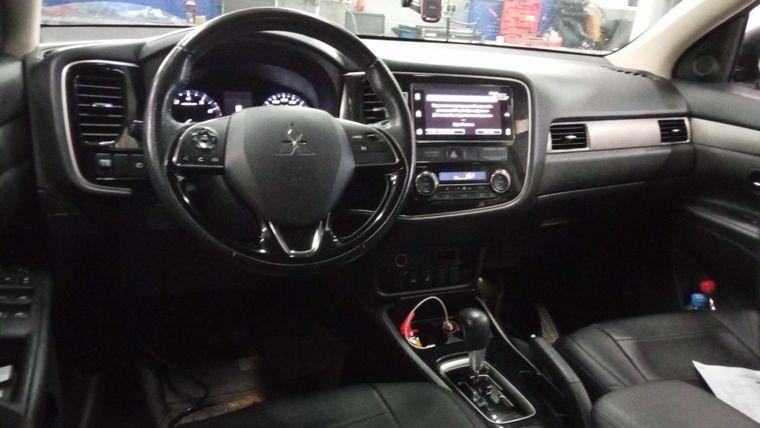 Mitsubishi Outlander,  - вид 4