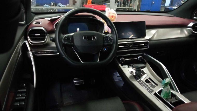 Geely Coolray,  - вид 4