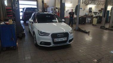 Audi A1 2012 года, 132 634 км - вид 2