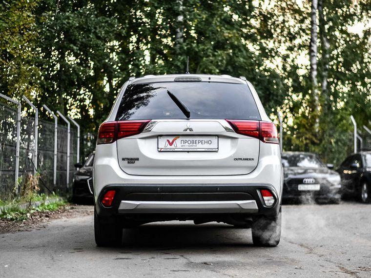 Mitsubishi Outlander,  - вид 3