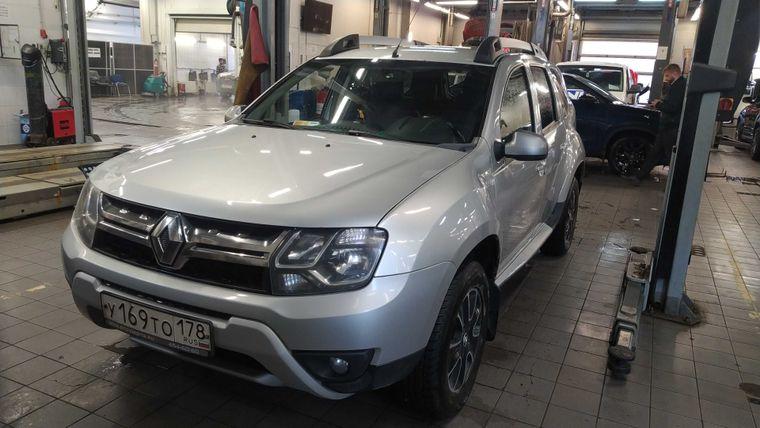 Renault Duster 2017 года, 209 800 км - вид 1