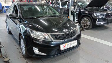Kia Rio 2013 года, 147 138 км - вид 2