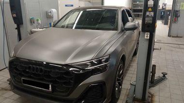 Audi Q8 2023 года, 12 655 км - вид 1