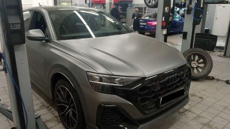 Audi Q8 2023 года, 12 655 км - вид 2
