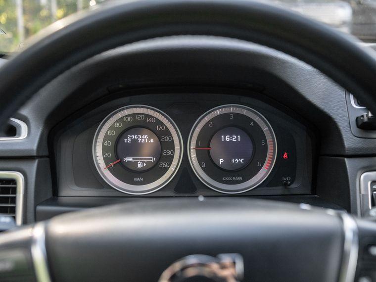 Volvo XC70,  - вид 4