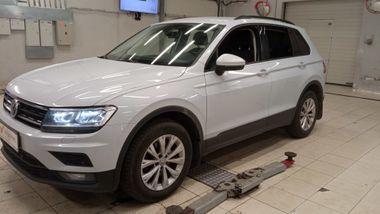 Volkswagen Tiguan 2020 года, 140 000 км - вид 1