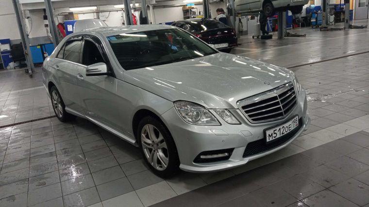 Mercedes-Benz E-класс 2010 года, 178 021 км - вид 2