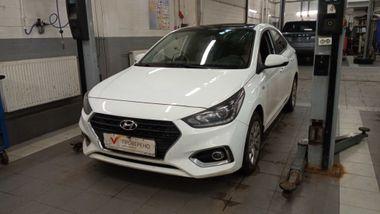 Hyundai Solaris 2018 года, 142 830 км - вид 2