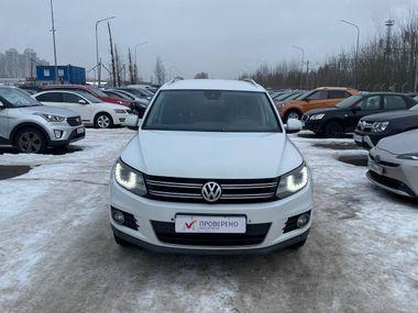 Volkswagen Tiguan 2015 года, 196 886 км - вид 2