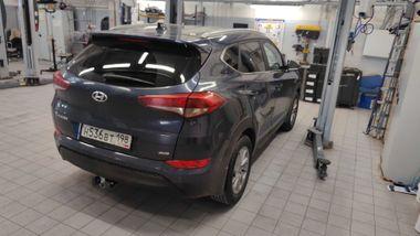 Hyundai Tucson 2016 года, 180 828 км - вид 2