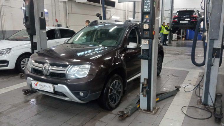 Renault Duster 2017 года, 180 000 км - вид 1