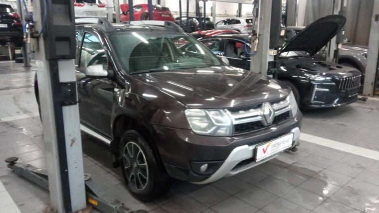 Renault Duster 2017 года, 180 000 км - вид 2