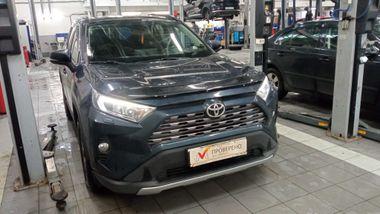 Toyota RAV4 2020 года, 130 000 км - вид 2