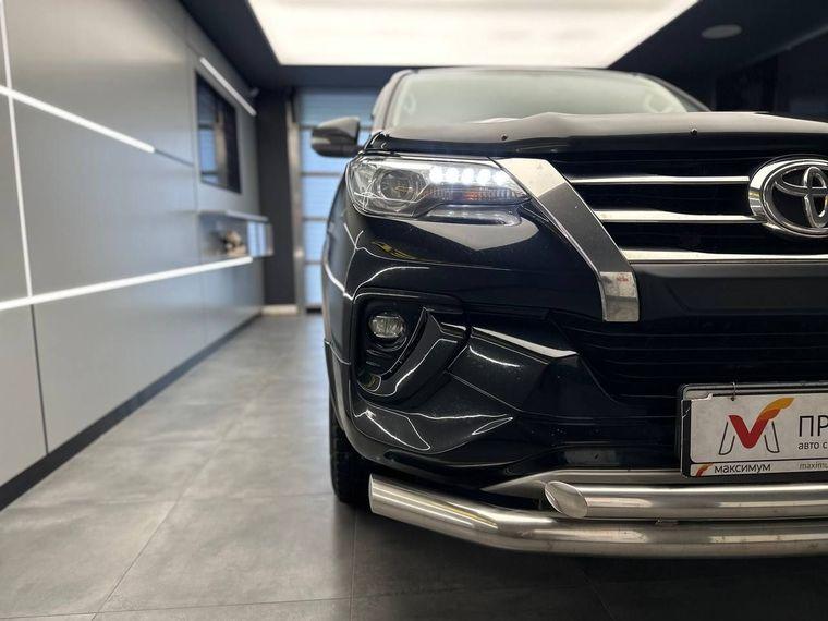 Toyota Fortuner, 2019 - вид 1