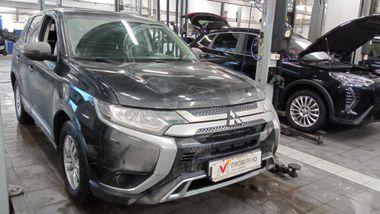 Mitsubishi Outlander 2018 года, 222 061 км - вид 2