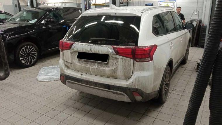 Mitsubishi Outlander,  - вид 2