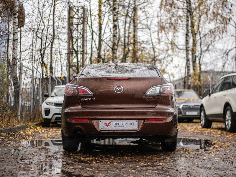 Mazda 3,  - вид 3