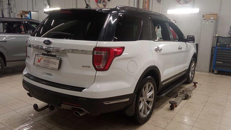 Ford Explorer,  - вид 2